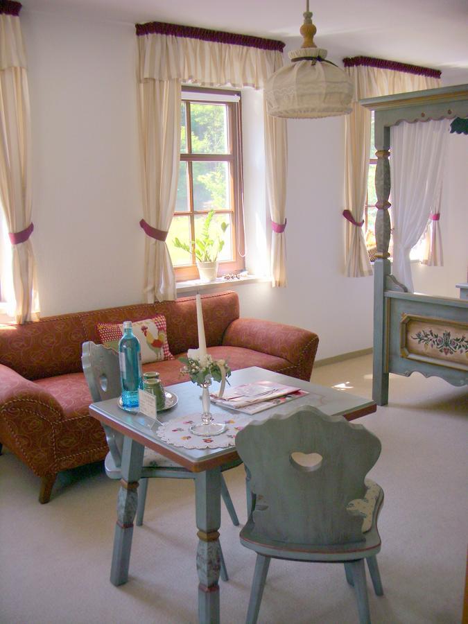 Elegant-Hotel Zur Burg Posterstein Zimmer foto